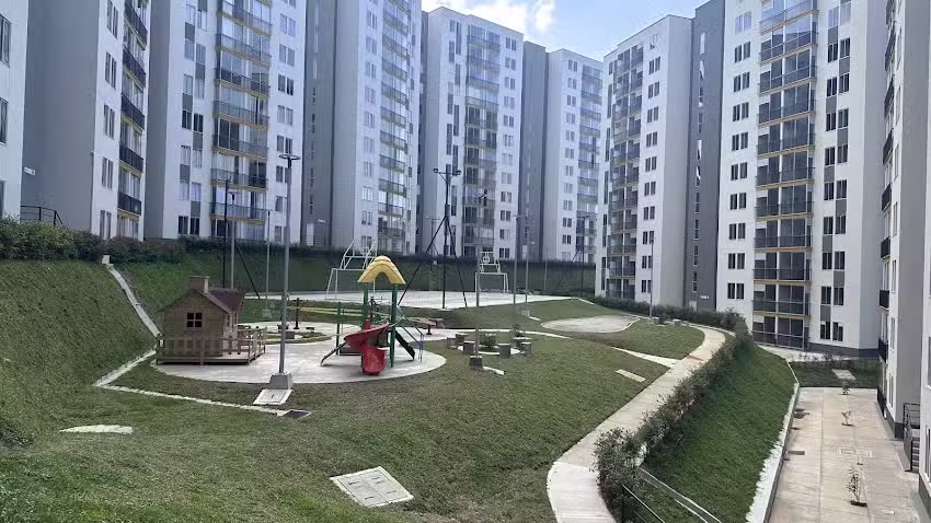 026 Hills