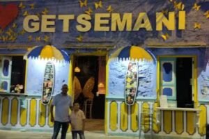 4CR-1M CASA EN EL CENTRO HISTORICO GETSE