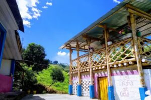 A una cuadra del cielo