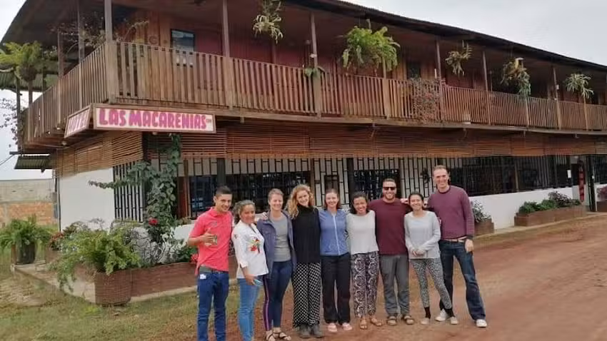 AGENCIA DE VIAJES Y TURISMO CRISTALES MACARENA