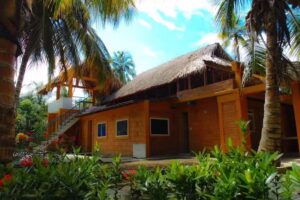 Akhenaton M&aacute;gico Caba&ntilde;as