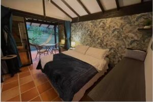 Aldea Monkey, Alojamiento rural.