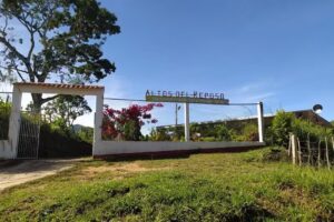 Altos Del Reposo Casa Campestre y Restaurante