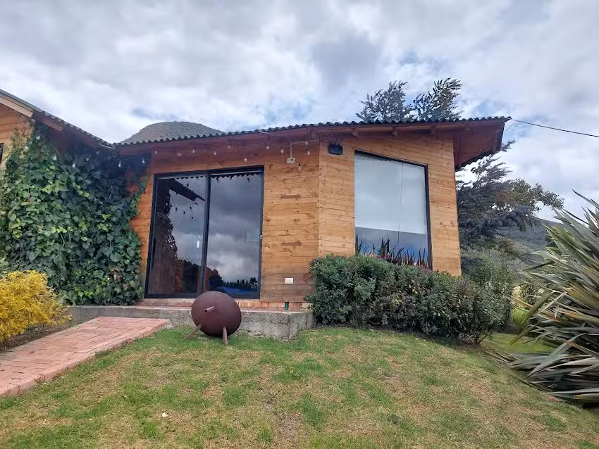 ALTOZANO CABA&Ntilde;AS