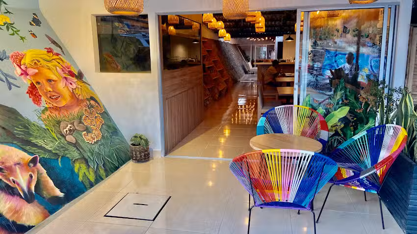 Amazilia-restaurante-bar, informaci&oacute;n tur&iacute;stica y artesanias de Norcasia