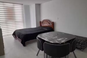 Aparta estudio Parque de los Novios