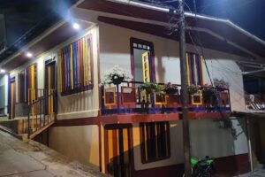 Aparta Hotel El Aguila