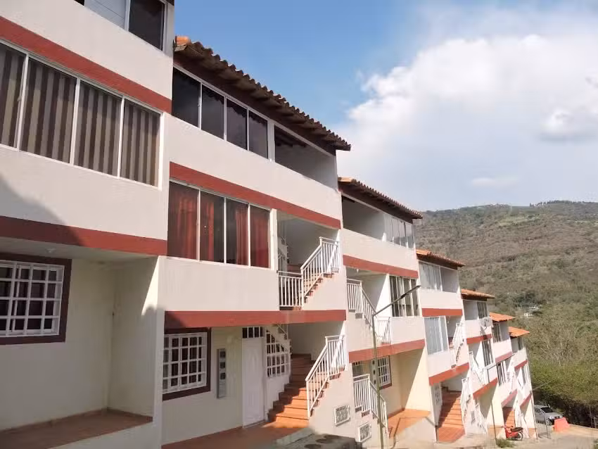 ApartaHotel Campestre Marsella