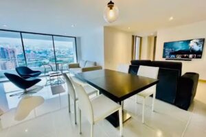 Apartamento con Vistas a la Ciudad y a las Montañas para estancias mínimas de 1 mes