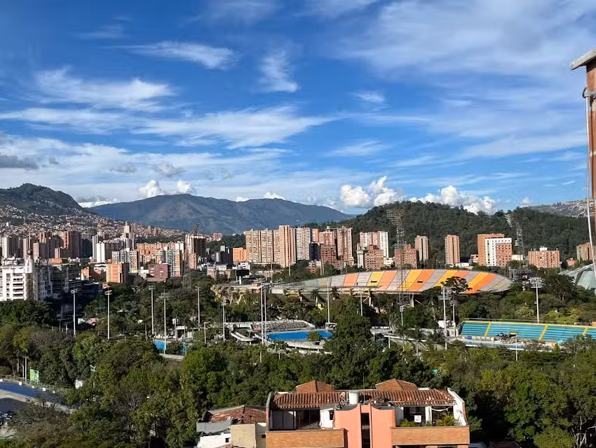 Apartamento hotel en Medell&iacute;n &ndash; Estadio, Laureles Boulevar la 70