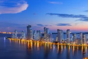 Apartamentos Torres del Lago Bestbooking