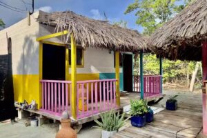 ARENA BEACH, Hospedaje and Tours