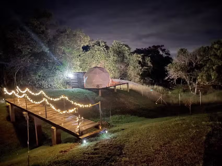 Ave del Para&iacute;so Glamping