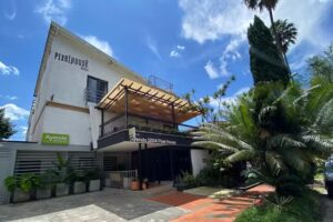 Ayenda 1224 Pixel House