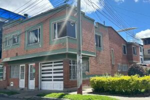 Backpack and Family Hotel