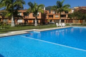 Balcones De La Riviera