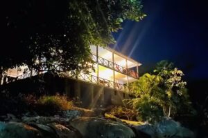 Bay House / Caba&ntilde;a