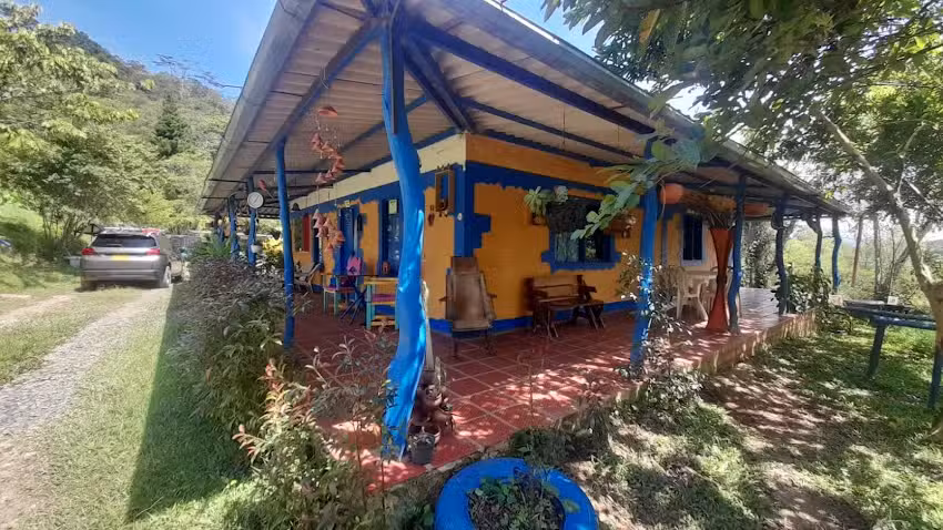 BiciCampamento. Hospedaje La Gaitana