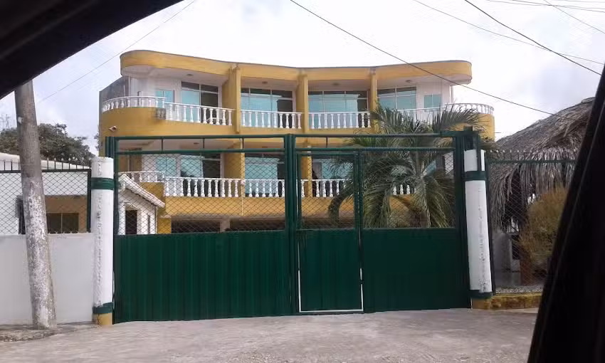 Brisas De Cove&ntilde;as