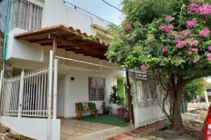 Buganvilla House (CERRADO PERMANENTEMENTE)