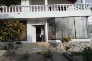 Caba&ntilde;a alegria