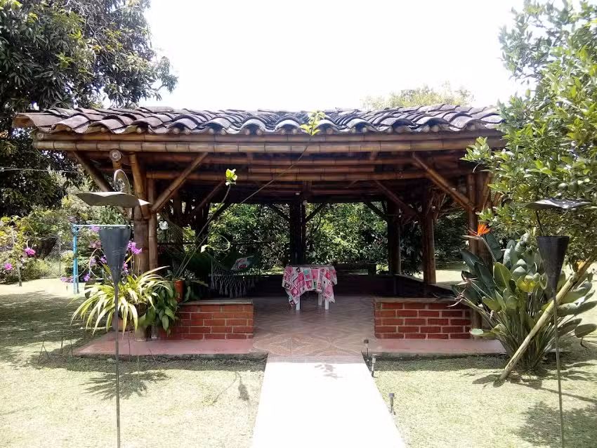 Caba&ntilde;a campestre la Marina