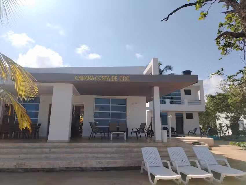 Caba&ntilde;a Costa de oro