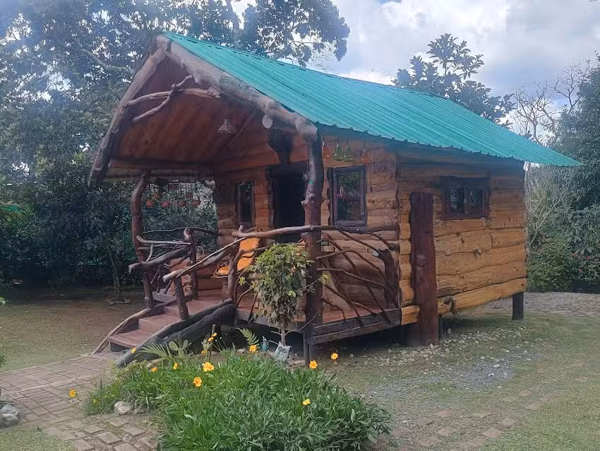 Caba&ntilde;a del Bosque Encantado