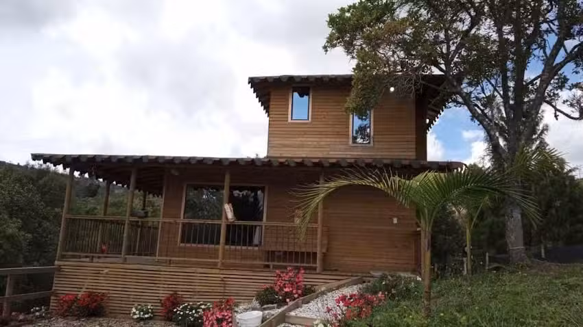 Caba&ntilde;a del Sol