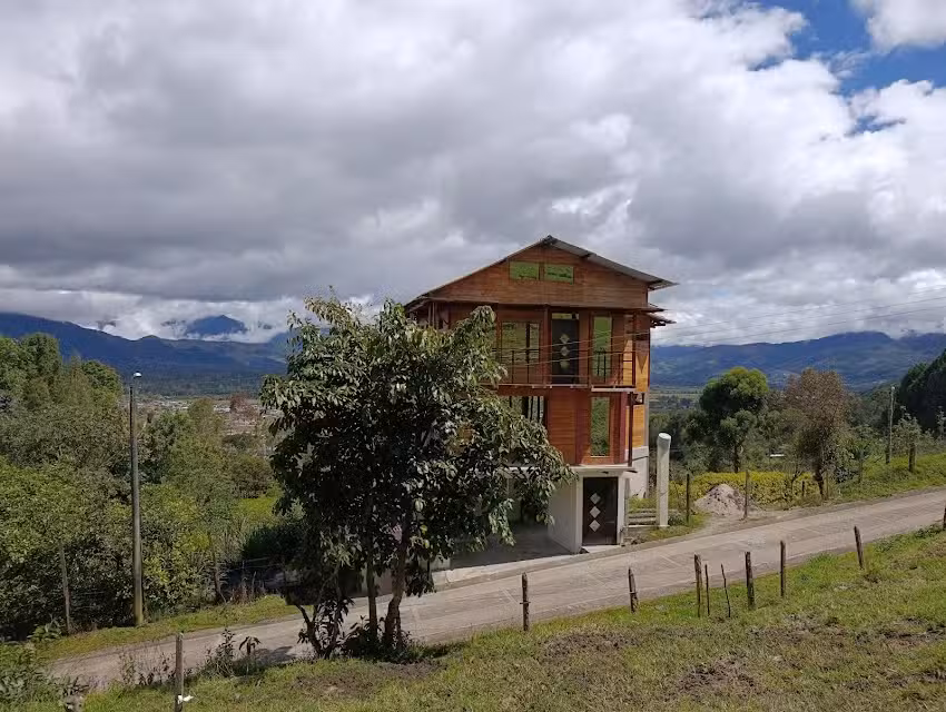 Caba&ntilde;a el aguacate