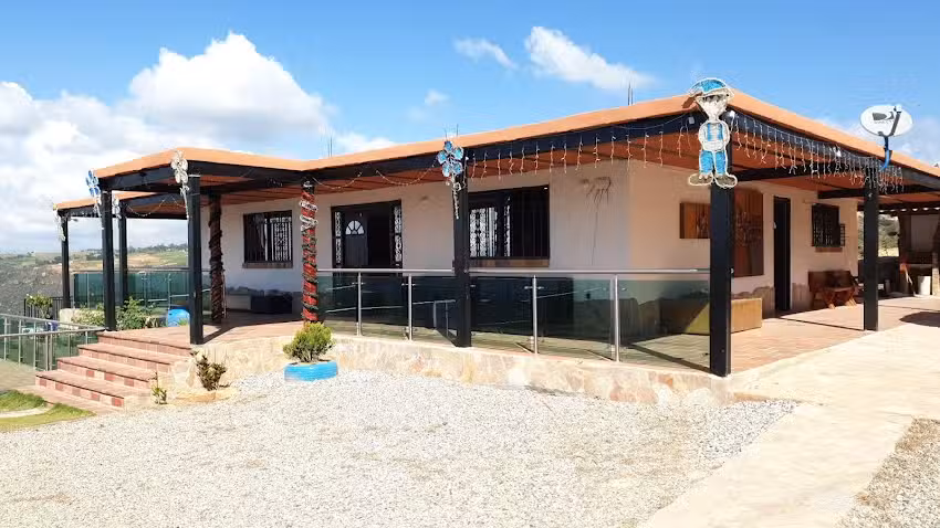 Caba&ntilde;a El Mirador