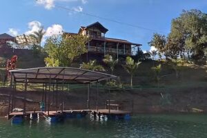 Caba&ntilde;a el paraiso