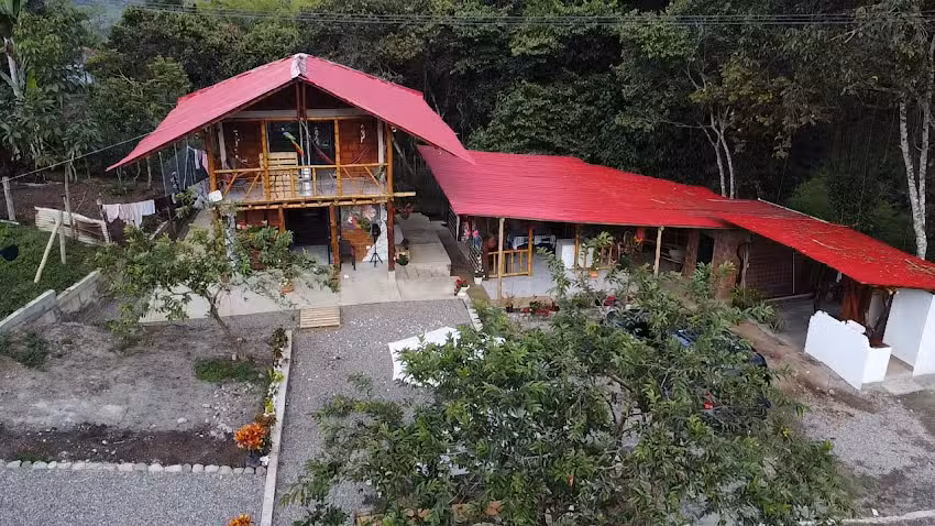 CABA&Ntilde;A EL PARAISO DE CELESTE