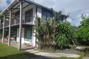 Caba&ntilde;a El Rambutan