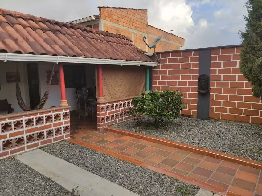 CABA&Ntilde;A EL ROBLEDAL GUATAPE