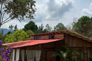 Caba&ntilde;a en la naturaleza