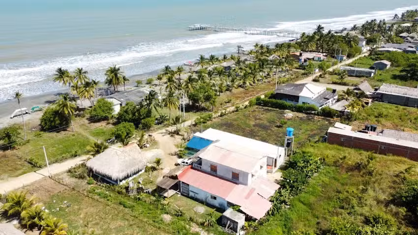 Caba&ntilde;a Flor de Loto