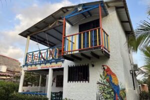 Caba&ntilde;a Guacamayos