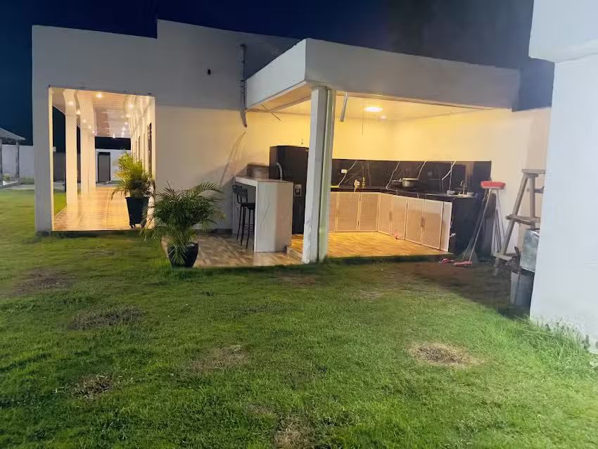 Caba&ntilde;a la bonita