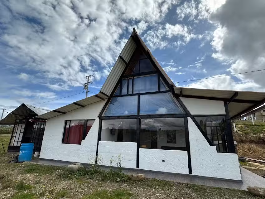 Caba&ntilde;a La Cascada