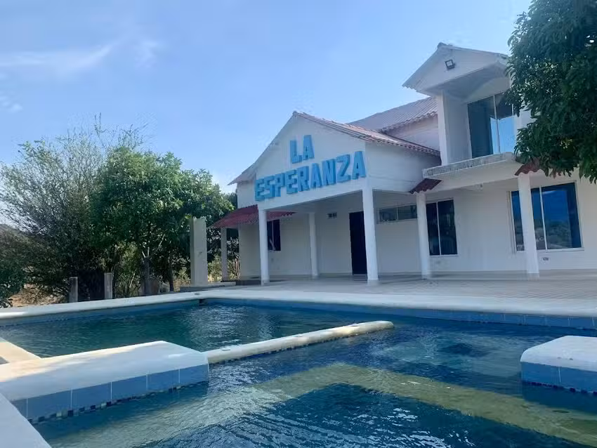 Caba&ntilde;a La Esperanza