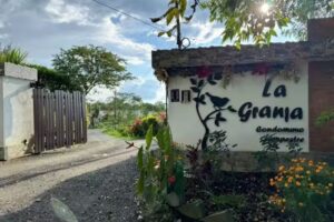 Caba&ntilde;a La granja Pereira