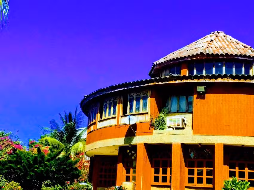 Caba&ntilde;a La Redonda