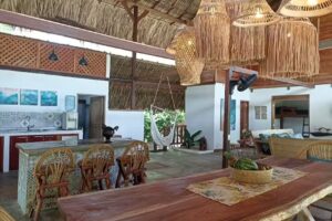 Caba&ntilde;a Lago Mar