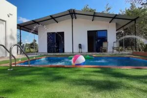 Caba&ntilde;a Las Corocoras