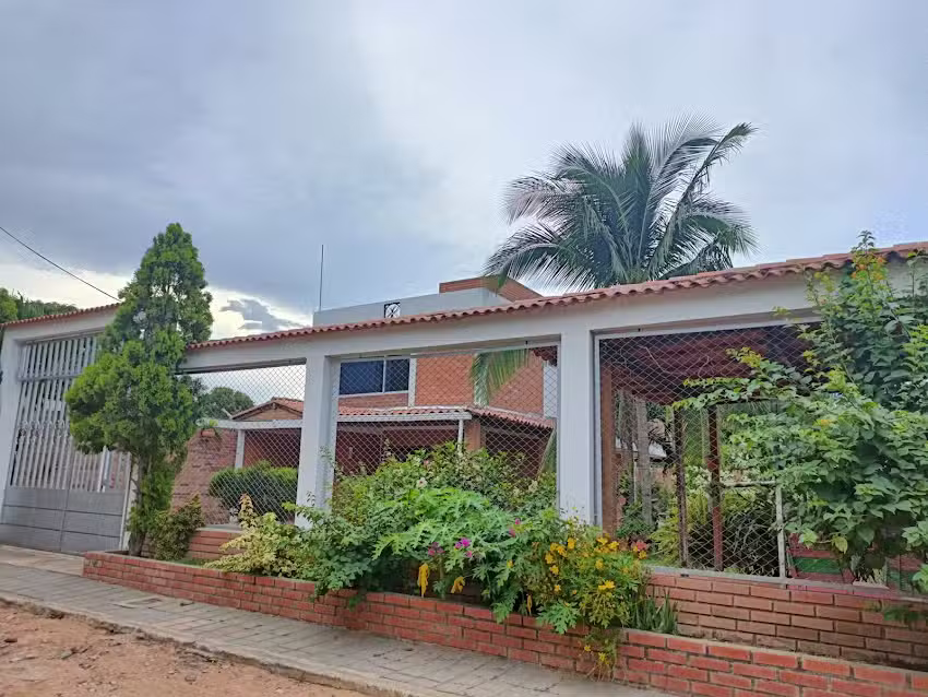 Caba&ntilde;a las Palmas