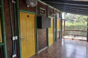 Caba&ntilde;a Los Almendros