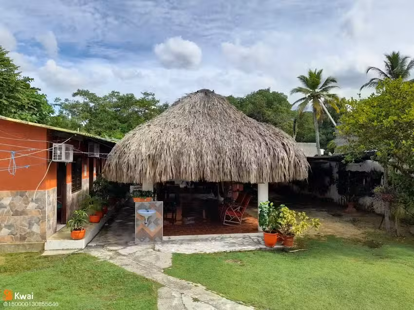 Caba&ntilde;a los Angeles del Mar
