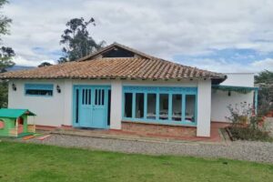 Caba&ntilde;a Los Nonos