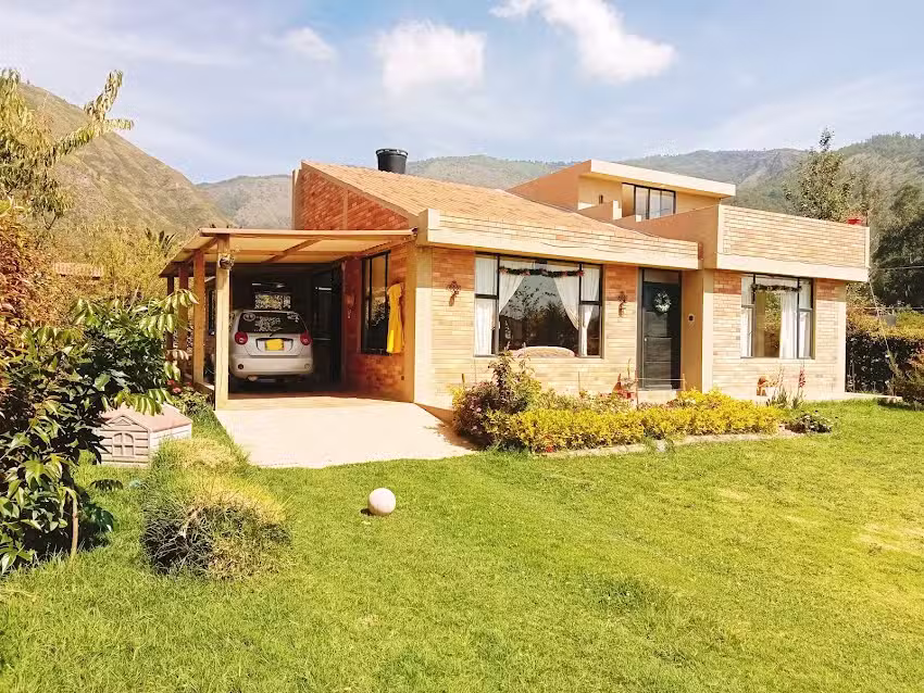 Caba&ntilde;a Mhor&iacute;n